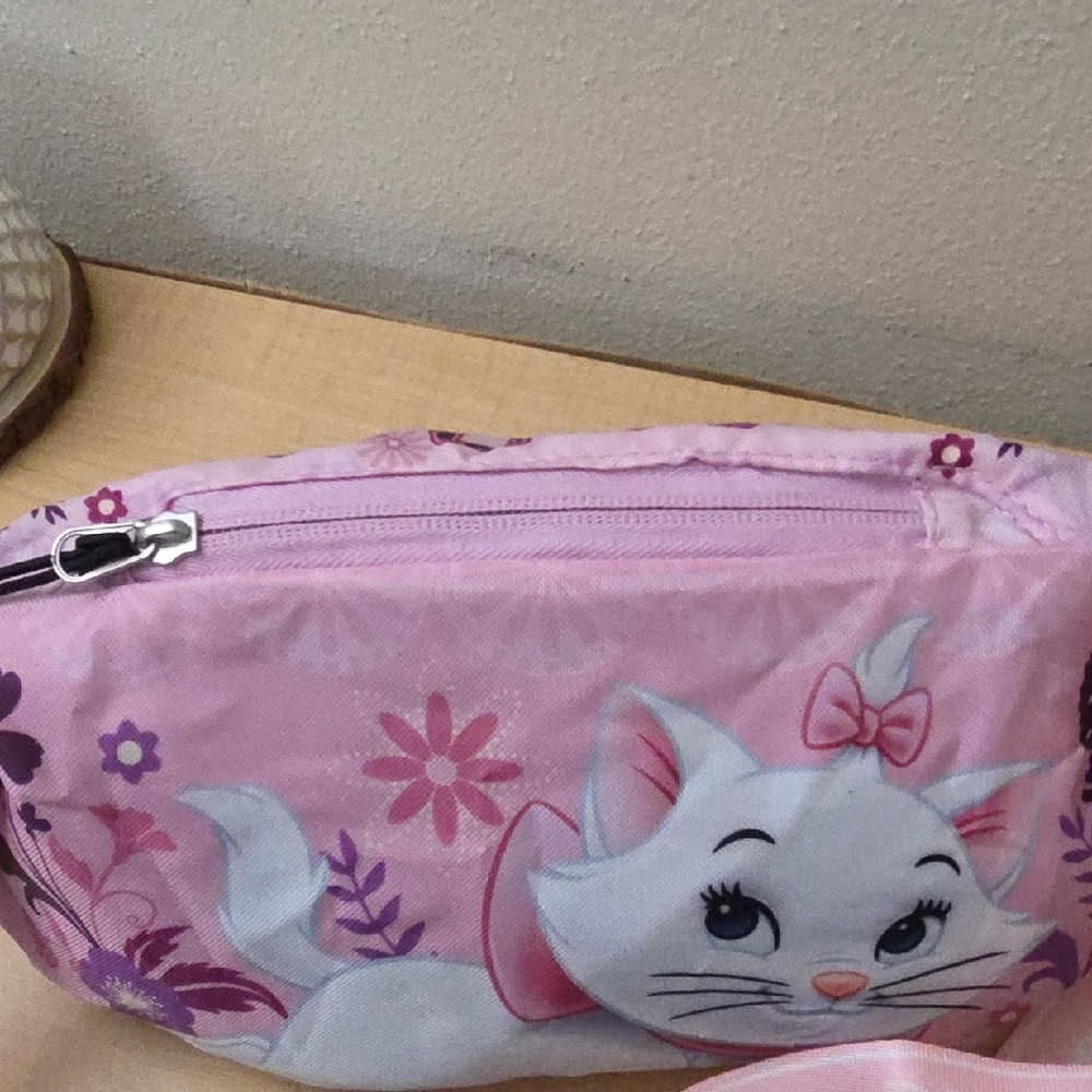 Wondapop Marie Belt Crossbody Bag - Picture 8 of 10